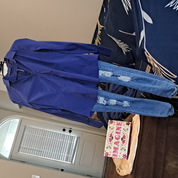 3PC BUNDLE WITH JEANS AND 2 BLOUSES - Picture 1 of 11